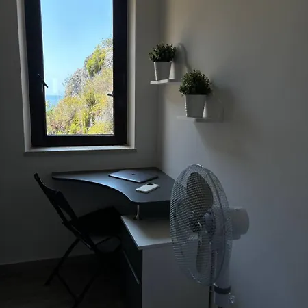 With Sea Views Apartment *