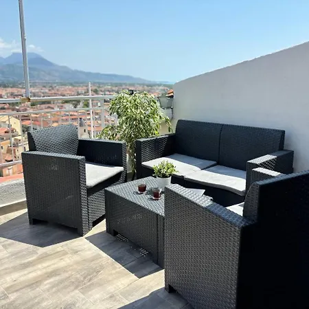 Apartment With Sea Views